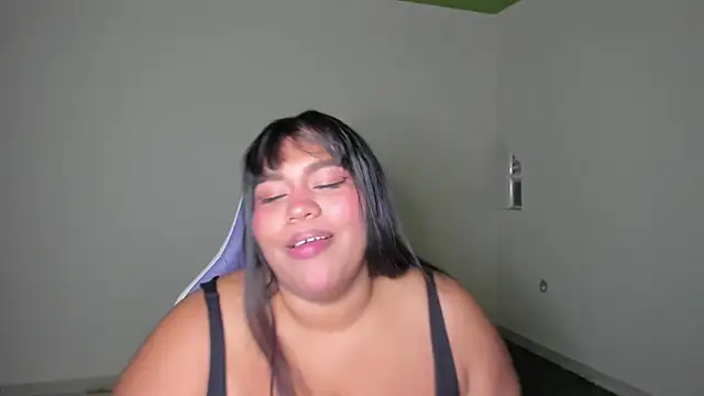 Snapshot of chanel_hot_001 chatting on 02-01-26, 04:22 chanel hot 001 online show from 02-01-26, 04:22