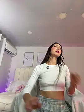 Cristall Bunny online show from 11-21-25, 12:53