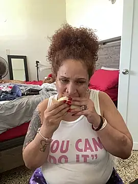 ladycreamypr2 online show from 03-03-26, 04:36