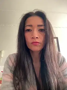 Yulia sx online show from 04-19-26, 08:33