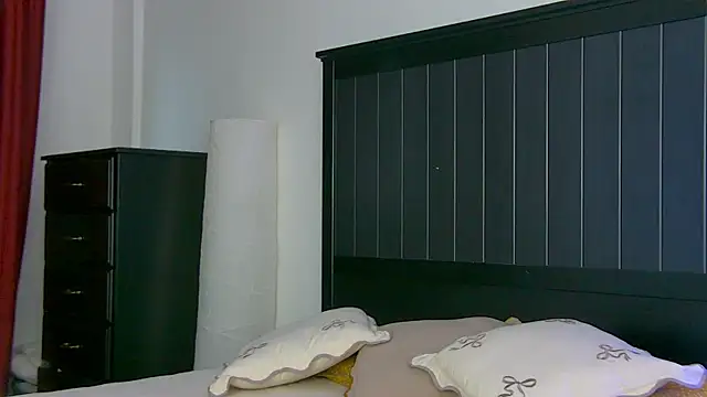 Yanira Muslim online show from 03-26-26, 05:06