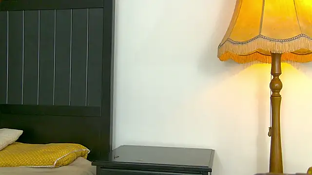 Yanira Muslim online show from 02-10-26, 05:06