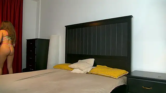 Yanira Muslim online show from 01-11-26, 05:03