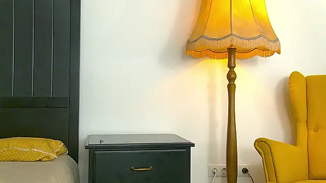 Yanira Muslim online show from 02-05-26, 05:03