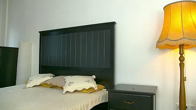 Yanira Muslim online show from 03-22-26, 05:10