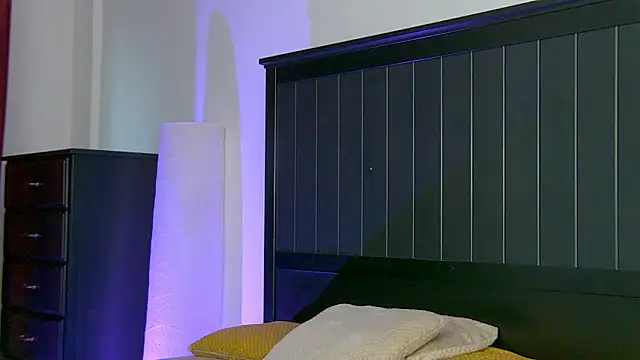 Yanira Muslim online show from 03-11-26, 05:12