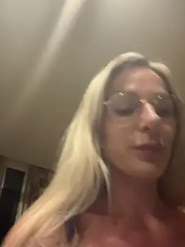 Liana Lou online show from 03-23-26, 03:23