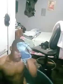 Snapshot of 199Gif chatting on 07-06-26, 04:31 199Gif online show from 07-06-26, 04:31