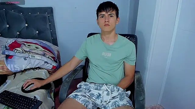 Jacobb Lee online show from 10-20-25, 08:20