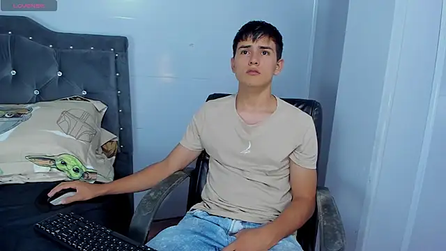 Jacobb Lee online show from 11-24-25, 08:20