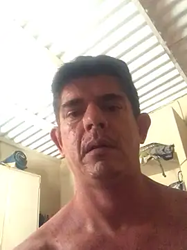 Snapshot of Marobronco chatting on 02-14-26, 05:57 Marobronco online show from 02-14-26, 05:57