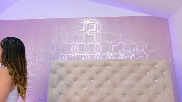 Sara Desire online show from 10-01-25, 04:55