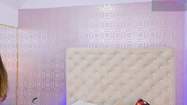 Sara Desire online show from 11-26-25, 03:23