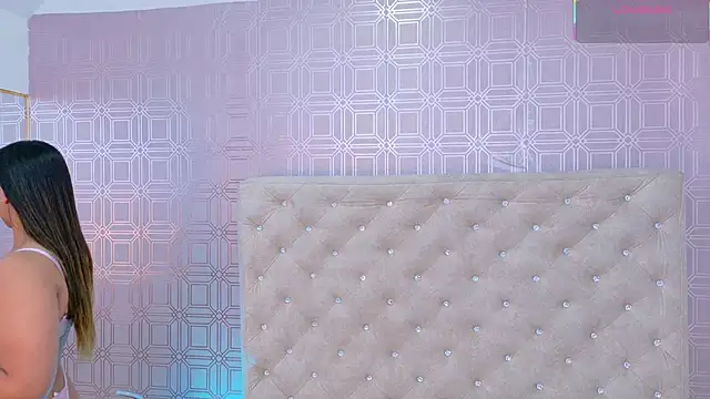 Sara Desire online show from 11-23-25, 12:15