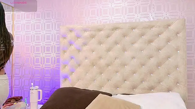 Sara Desire online show from 09-28-25, 12:23