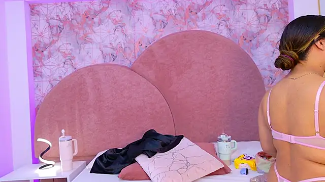 Sara Desire online show from 09-26-25, 11:50