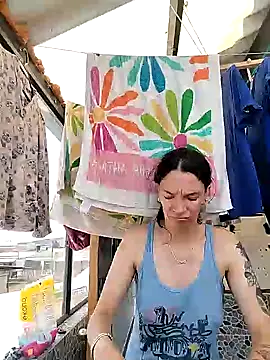 Snapshot of rebekka_simpson chatting on 02-06-25, 04:14 rebekka simpson online show from 02-06-25, 04:14