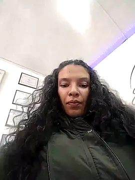 Snapshot of rebekka_simpson chatting on 02-21-25, 05:31 rebekka simpson online show from 02-21-25, 05:31