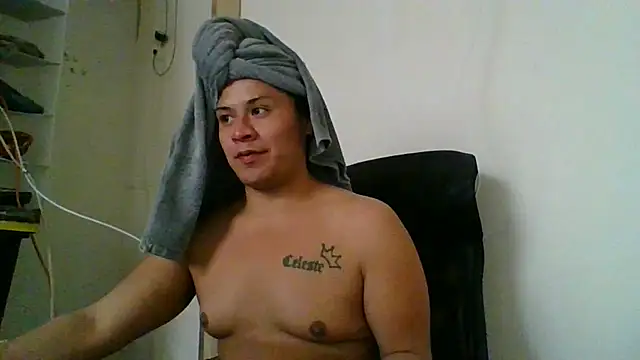 allissonw13 online show from 02-07-26, 03:31