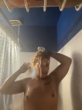 allissonw13 online show from 11-18-25, 03:54