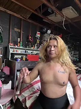 allissonw13 online show from 10-09-25, 12:44