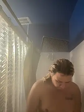 allissonw13 online show from 12-15-25, 08:47