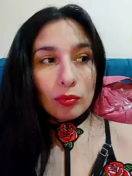 Snapshot of Bigyummmzul chatting on 06-14-26, 01:02 Bigyummmzul online show from 06-14-26, 01:02