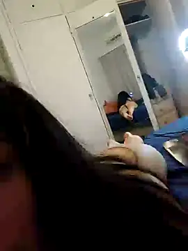 Snapshot of Bigyummmzul chatting on 12-25-24, 05:37 Bigyummmzul online show from 12-25-24, 05:37