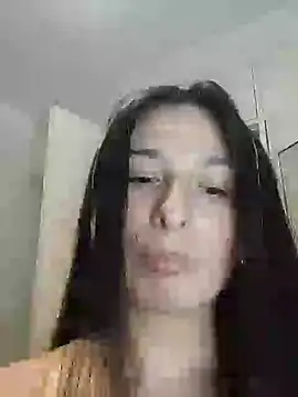 Snapshot of Bigyummmzul chatting on 12-19-24, 11:46 Bigyummmzul online show from 12-19-24, 11:46