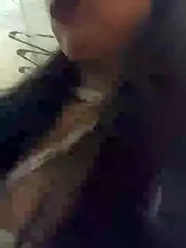 Snapshot of Bigyummmzul chatting on 12-22-24, 01:45 Bigyummmzul online show from 12-22-24, 01:45