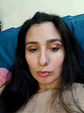 Snapshot of Bigyummmzul chatting on 05-16-26, 12:53 Bigyummmzul online show from 05-16-26, 12:53