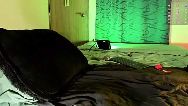 Snapshot of Teo_skinny chatting on 02-26-25, 09:42 Teo skinny online show from 02-26-25, 09:42