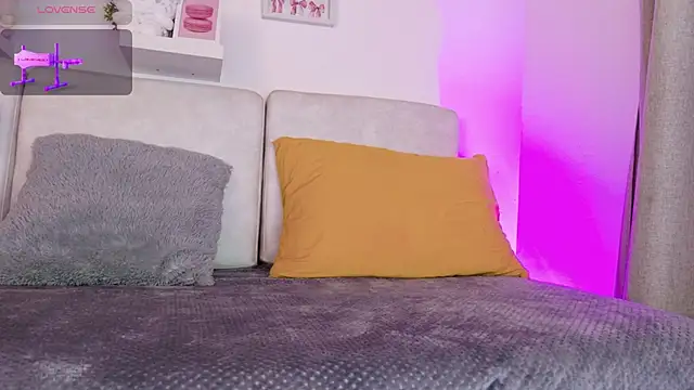 Malka Burning online show from 04-17-26, 08:11