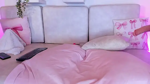 Malka Burning online show from 10-16-25, 08:06