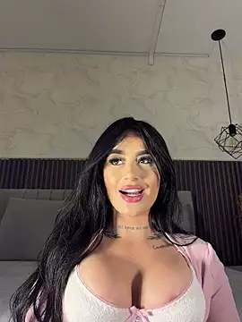 SOPHICARTERS online show from 04-25-26, 02:25