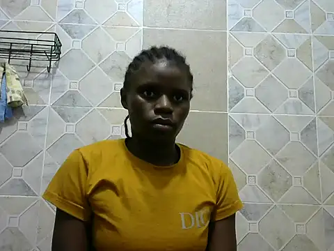 Snapshot of hottgirlval chatting on 05-07-26, 11:35 hottgirlval online show from 05-07-26, 11:35