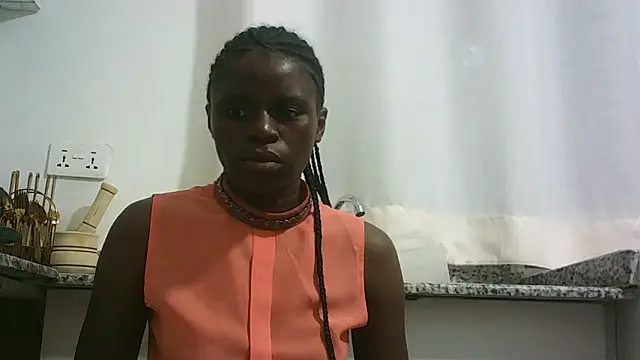 Snapshot of hottgirlval chatting on 09-28-25, 07:43 hottgirlval online show from 09-28-25, 07:43
