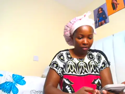 Snapshot of sweet_essin chatting on 06-21-26, 08:25 sweet essin online show from 06-21-26, 08:25