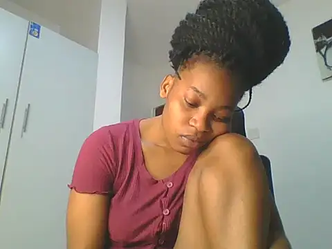 Snapshot of _Becky002 chatting on 07-25-26, 04:35 Becky002 online show from 07-25-26, 04:35