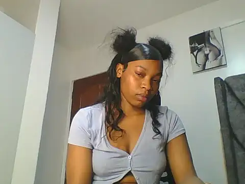 Snapshot of _Becky002 chatting on 07-04-26, 06:45 Becky002 online show from 07-04-26, 06:45