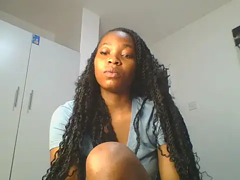 Snapshot of _Becky002 chatting on 06-12-26, 10:46 Becky002 online show from 06-12-26, 10:46