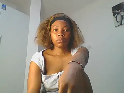  Becky002 online show from 12-14-25, 09:37