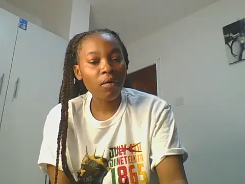  Becky002 online show from 05-20-26, 03:09