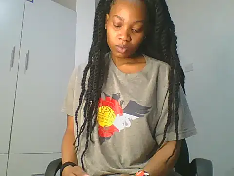 Snapshot of _Becky002 chatting on 07-12-26, 11:22 Becky002 online show from 07-12-26, 11:22