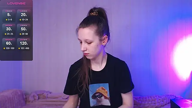 Snapshot of ur_kitty__ chatting on 12-17-25, 09:03 ur kitty online show from 12-17-25, 09:03