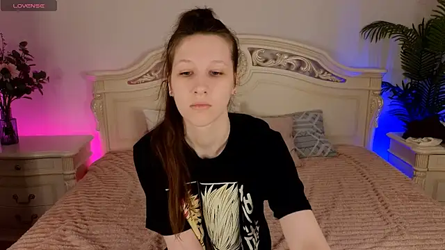 Snapshot of ur_kitty__ chatting on 10-01-25, 11:14 ur kitty online show from 10-01-25, 11:14