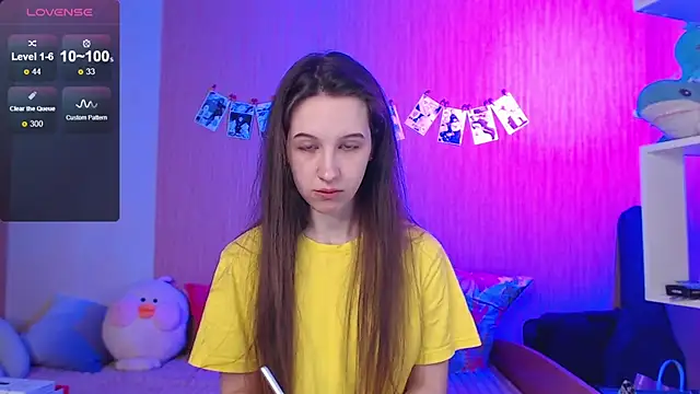 Snapshot of ur_kitty__ chatting on 10-12-25, 02:07 ur kitty online show from 10-12-25, 02:07