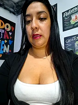 Bella keny online show from 02-13-26, 07:58