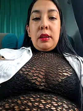 Bella keny online show from 10-01-25, 04:44