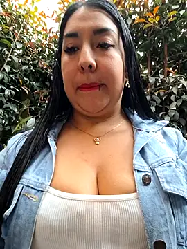 Bella keny online show from 09-13-25, 06:30